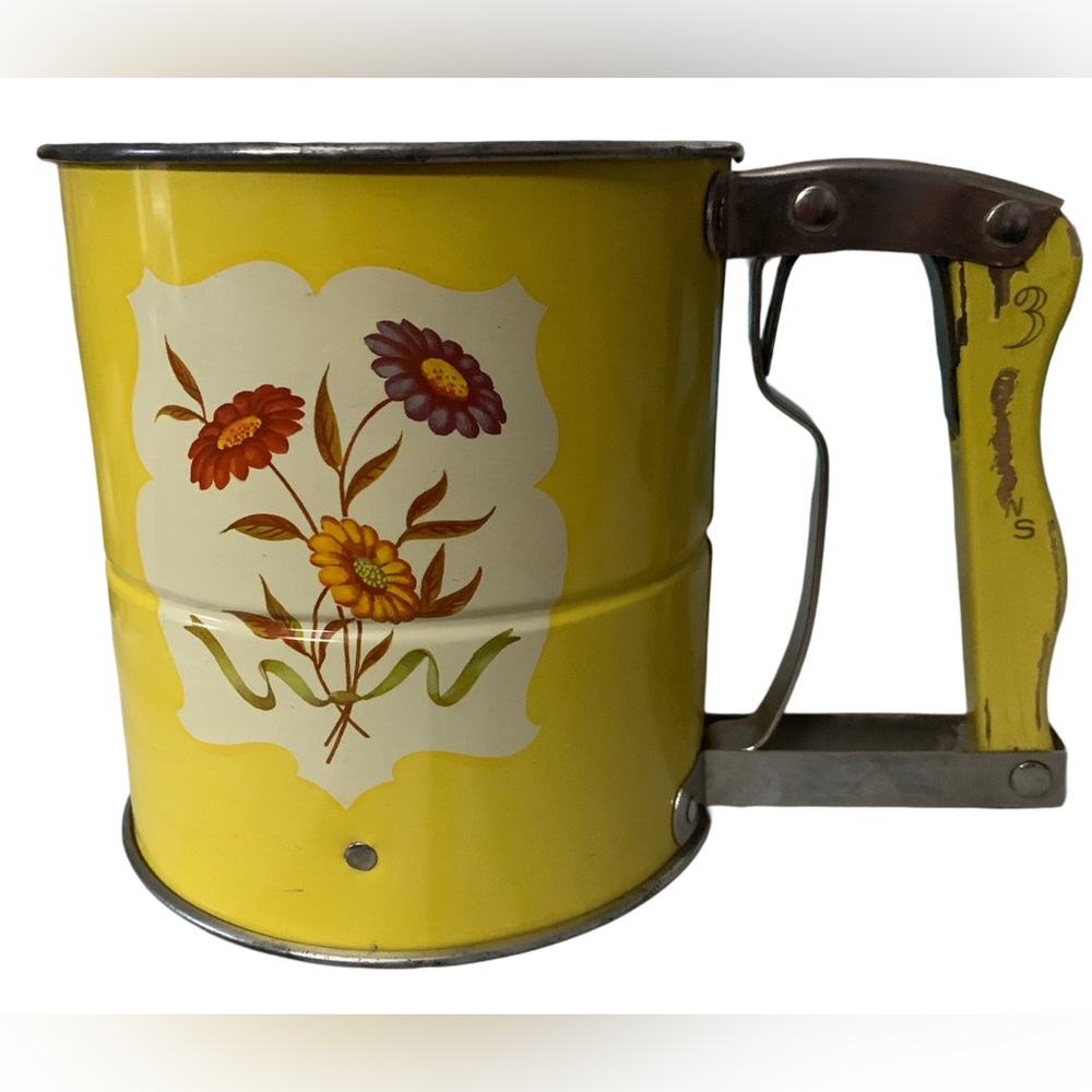 Vintage Androck Handi-Sift Flour Sifter. Good Condition. Works.